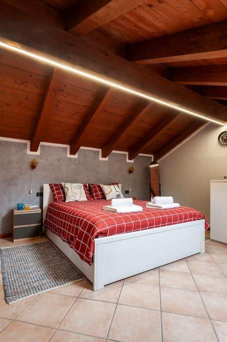 Alex Haus Apartment ซอมมา ลอมบาร์โด ภายนอก รูปภาพ
